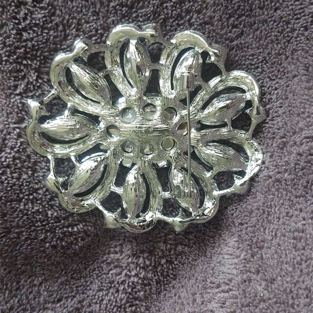 Faceted Blue Rhinestone Statement Brooch - Picture 3 of 3